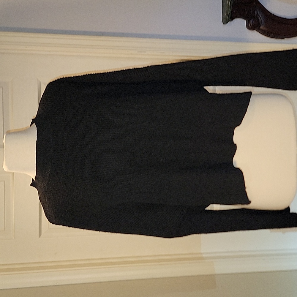 BLACK Knit SWEATER